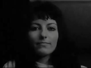 Ulkaantjes 1976: wintaž ulylar uçin porno video 24