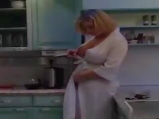 Meu stepmother em o cozinha cedo de manhã hotmoza: porno 11 | xhamster