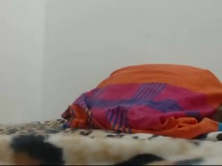 চমকপ্রদ শৌখিন বালিকা কাছাকাছি আসা এবং মুখব্যাদান তার পাছা: পর্ণ 92