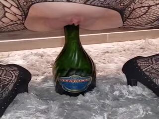 Flaska av champagnen inser, fria fria xnnxx högupplöst porr 61 | xhamster