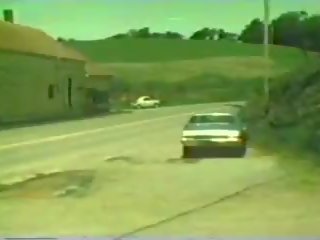 Jong en misbruikt 1976, gratis retro porno video- 21