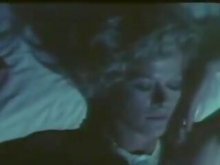 Il pavone nero 1974: ฟรี วินเทจ โป๊ วีดีโอ a1